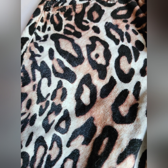 Leopard Print Jeans - Picture 4 of 6